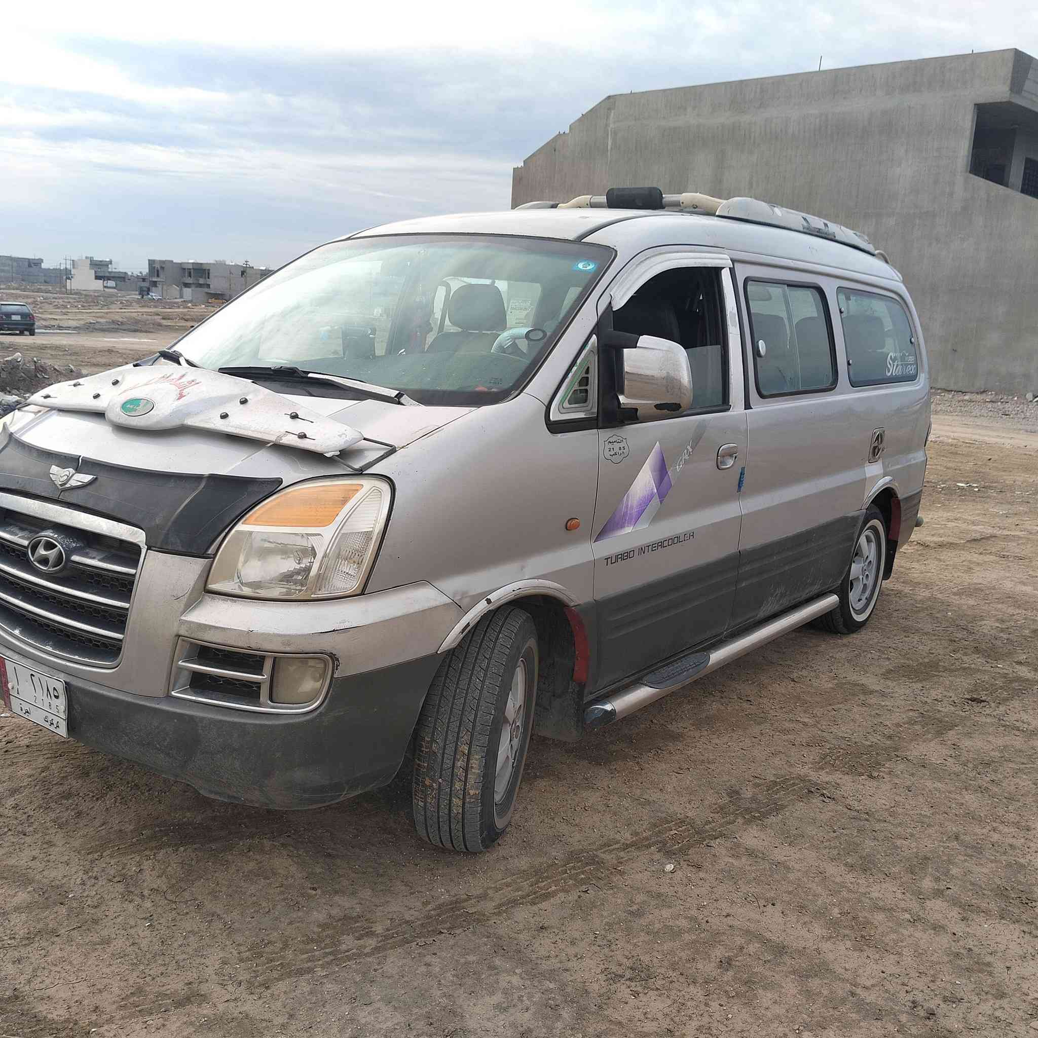 سلام عليكم ستاركس للبيع 2007  مفتوح. رقم كركوك سياحي اربع دسك سنوية لل28 مكينة بيها بخار + جامرلغ خلفي سايق مرشوش شبرين فقط. اثر شخط بدون معجون بدوت ضربه شواصي بلاد بقيه مكفولات سعر 100 وبيها مجال مكان كركوك
***********
***********
