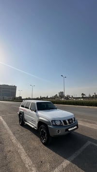 باترول ٢٠٠٩ • ٤٥٠٠ بنزين • رقم أربيل