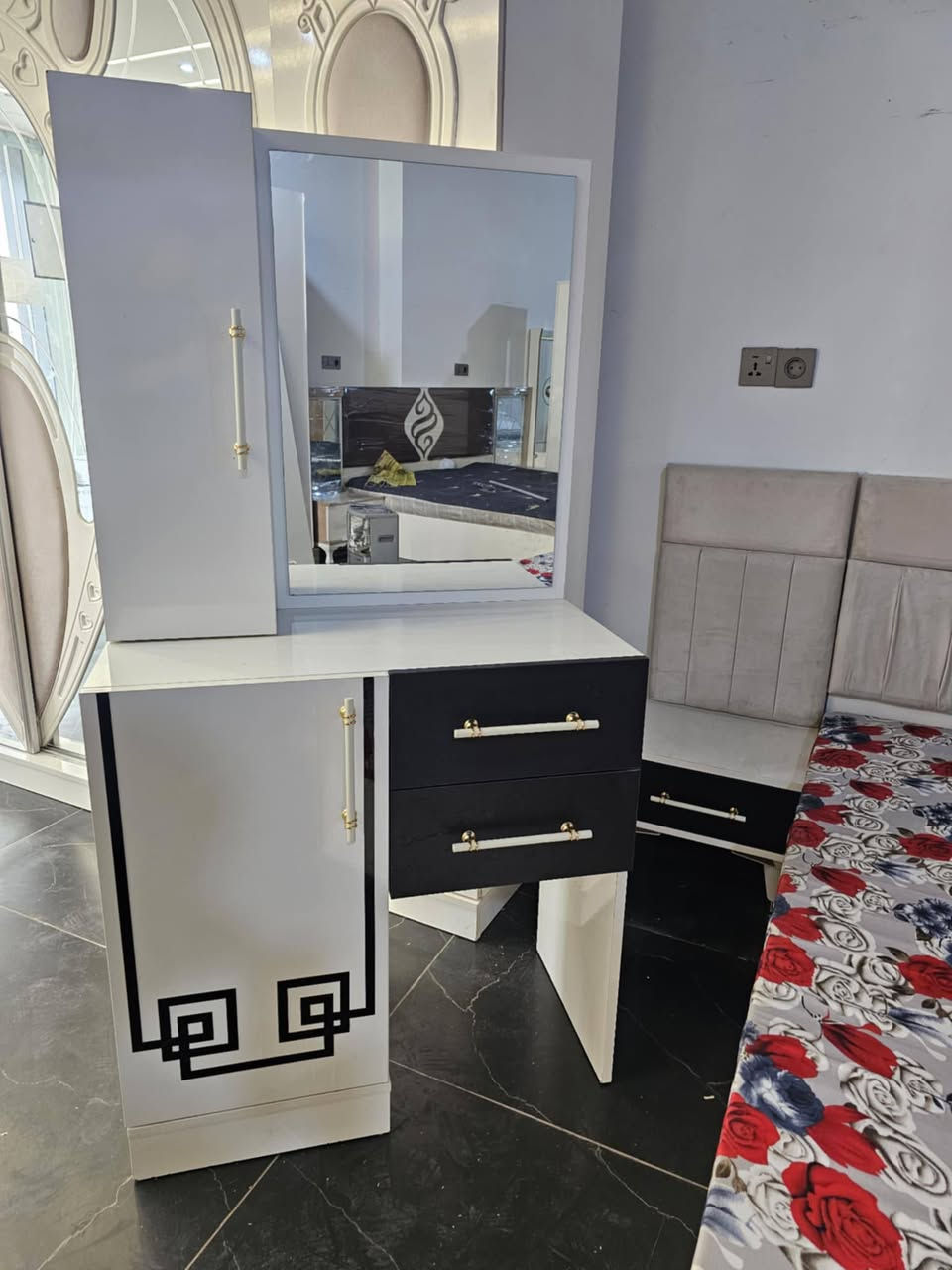 غرفة النوم أخو جديد شراي راسلني خاص


**إذا كنت صاحب هذا الإعلان وتريد حذفه لأي سبب، رجاءا أرسل رسالة إلى الدعم الفني**