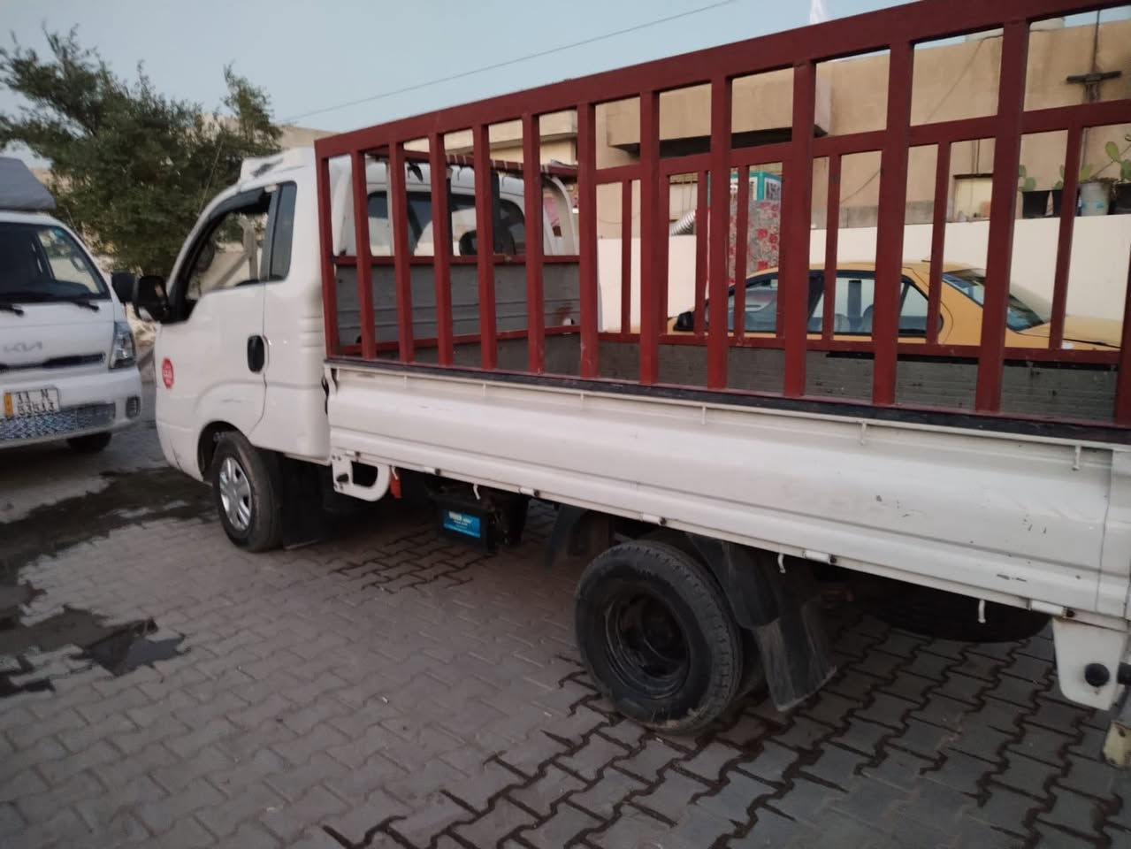 سلام عليكم كيه حمل 2015 للبيع رقم انكليزي واسط بسمي مكان بغداد الأمين الثانيه   بيه ضربة وبيه صبغ تقرير موجود  وبيه بل ربع ضربه صارت وره التقرير كدامك السيارة
‭٠٧٨٣ ٦٣٥ ٨٠٩٠‬
