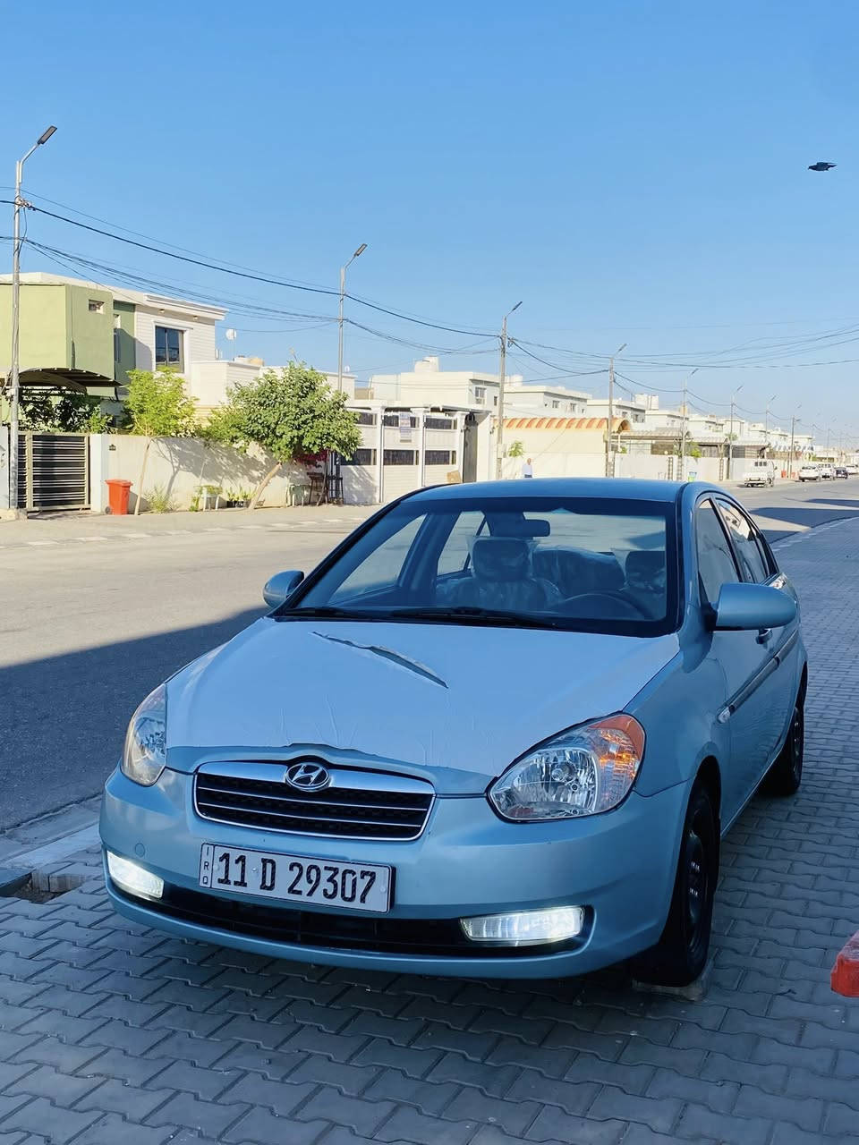 السلام عليكم 
اكسنت خليجي 
موديل 2008
لون سمائي مميز 
محرك 1600 
كير و مكينه جديد 
حداديه جاهزه 
تبريد ثلج ❄️ 
داخل  بيجي 
تخم  تاير جديد 
البنيد ربعه بي صبغ 
وجاملغ الخلفي بي صبغ بس 
رقم بغداد نكليزي مجدد ل 30 
بسمي المكان النجف الأشرف 
السعر ( 85 $) وبيه مجال 
رقم الهاتف : *********** 📞
