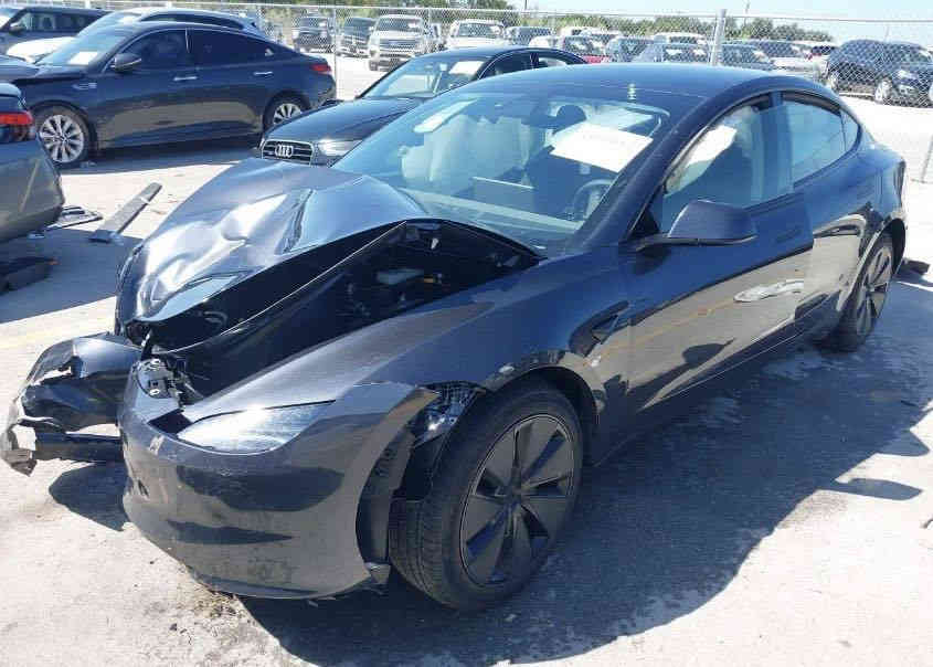 تسلا مودل 3 / 2025 لونك رينج
لونك رينج سنكل ماطور
بطارية مدى طويل

3,500 مايل فقط

حادث موضح بالصور بدون تصليح
السياره بالطريق شهر وتوصل الحره الاردن
للبيع بالحره 

سعر 10,800 دولار وبيها مجال للشراي
واتساب ***********
