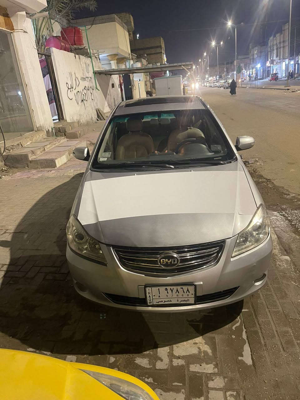 سلام عليكم سيارة بي وادي موديل 2016 مكفولة كفاله عامه من ضربه ول تبديل بيه صبغ جماليه فقط رقم بصرة تحويل ثاني يوم تخم تير حداديه جديدة سيارة جاهزة من كلشي مكينه وكير تبريد ثلج مكان سيارة البصرة حي الحسين سعر 55بيه مجال ستفسار ***********
