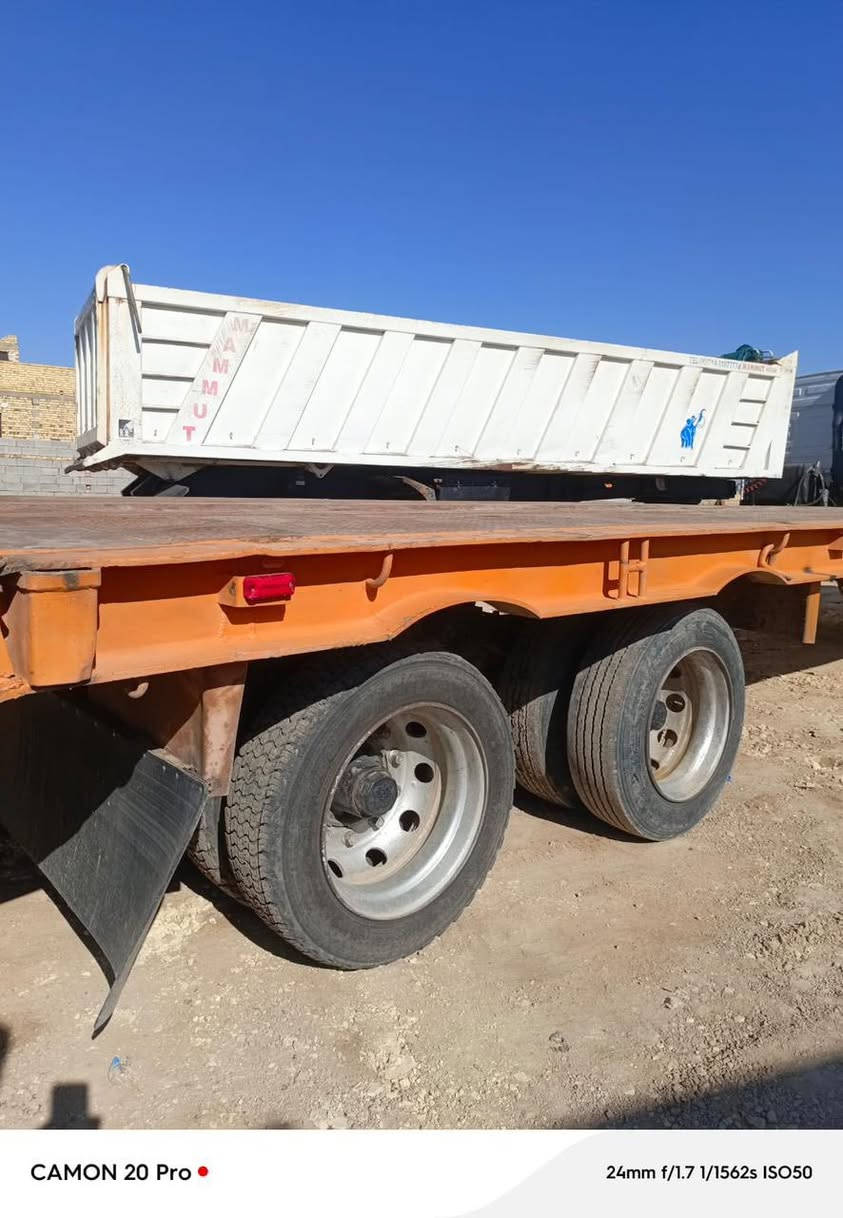 سلام عليكم لودر الماني للبيع طول ٩متر رجلين هدروليك مكاني ميسان لاستفسار ***********
