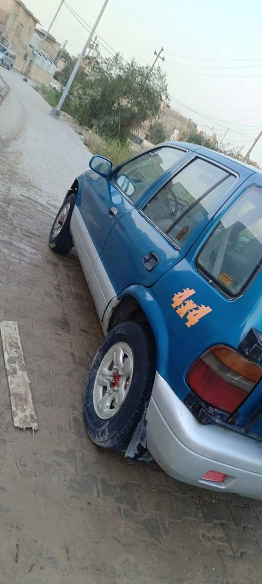 السلام عليكم
كيا سبورتج مديل 94 مصبوغة جمالية مكاني البصرة 
كفالة من ضربة وتبديل
 مكينة گير ونجي 4 سلندر خير من الله
 ملاحظة بيها نفخة فقط من قبق كلش خفيفة بس لاتنقيص
 ولا تخبط سيارة حلوه بيها نواقص بسيطة 
رقمها بغداد مشروع وطني راعيها يمي بالبصرة شرط التحويل السنوية تنتهي بشهر الرابع 
السعر 35 وبيها مجال للطيبين 
هذا رقمي *********** واتساب بي
