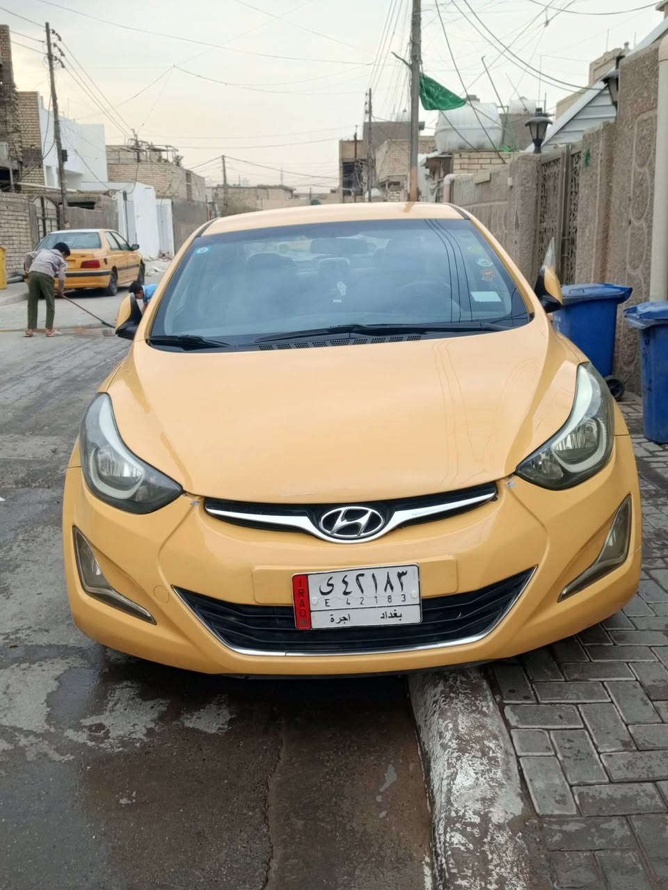 سلام عليكم النترا 16 وارد امريكي حادثها دعاميه (كلين) 
اليبل واحد اليرباك سليم  (سياره حالين بيها كازكيت)  
السعر 112 وبيها مجال العنوان بغداد شهداء العبيدي 
الهاتف ***********
