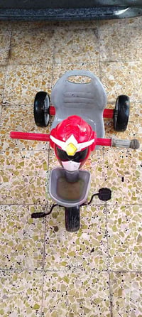 للبييع بايسكل اطفال عدد2كلهن ب25 كوفه 07869152434