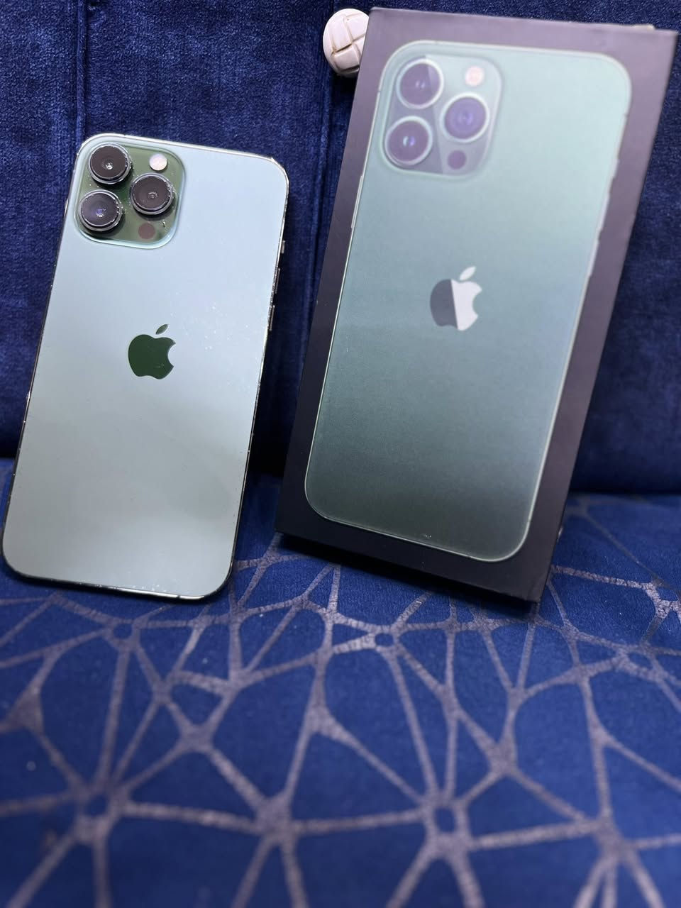 بسم الله ❤️
ايفون 13برو ماكس وتر بروف  بلادي ممبدل بي شي 

بطاريه 92 🔋

لون زيتوني 🫒

كارتونته ويا + نموذج mll\A

نسبه النضافه ٩٥٪؜

ذاكره 256 👍🏻

سعره750 وبي مجال بسيطط  

للتواصل شراي متوفر واتساب و اتصال 

***********

***********
