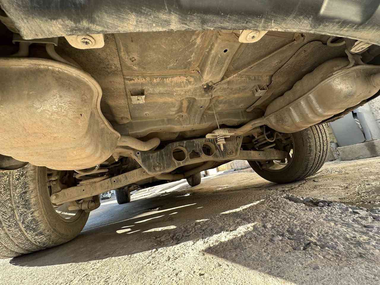 بة ناوي خوا
سةنتافي مؤديل 2009

كوشن جلدو هيتةر ساردو گةرم 

جام كارابا سوچ كؤنترؤل 

سوكان فوليوم تةبريد ساردو گةرم هةر هةمو گياني ايش اكات 

چوار تايةي لؤكي لة ژيرة 

پاتري تازة بؤ گؤراوة رؤني تازة بؤ گؤرردراوة 

سةيارةكة بي مةسروفة تير مةسرف كراوة 

دةبل و ويلو بةردي سالنسا تةقةو ررةقة بة شةرت 

مةكةينةو گيرري بة شةرت ١٠٠ فيتةر نة بوخار نة دوكةل هيچي نية بة شةرت 

***********
