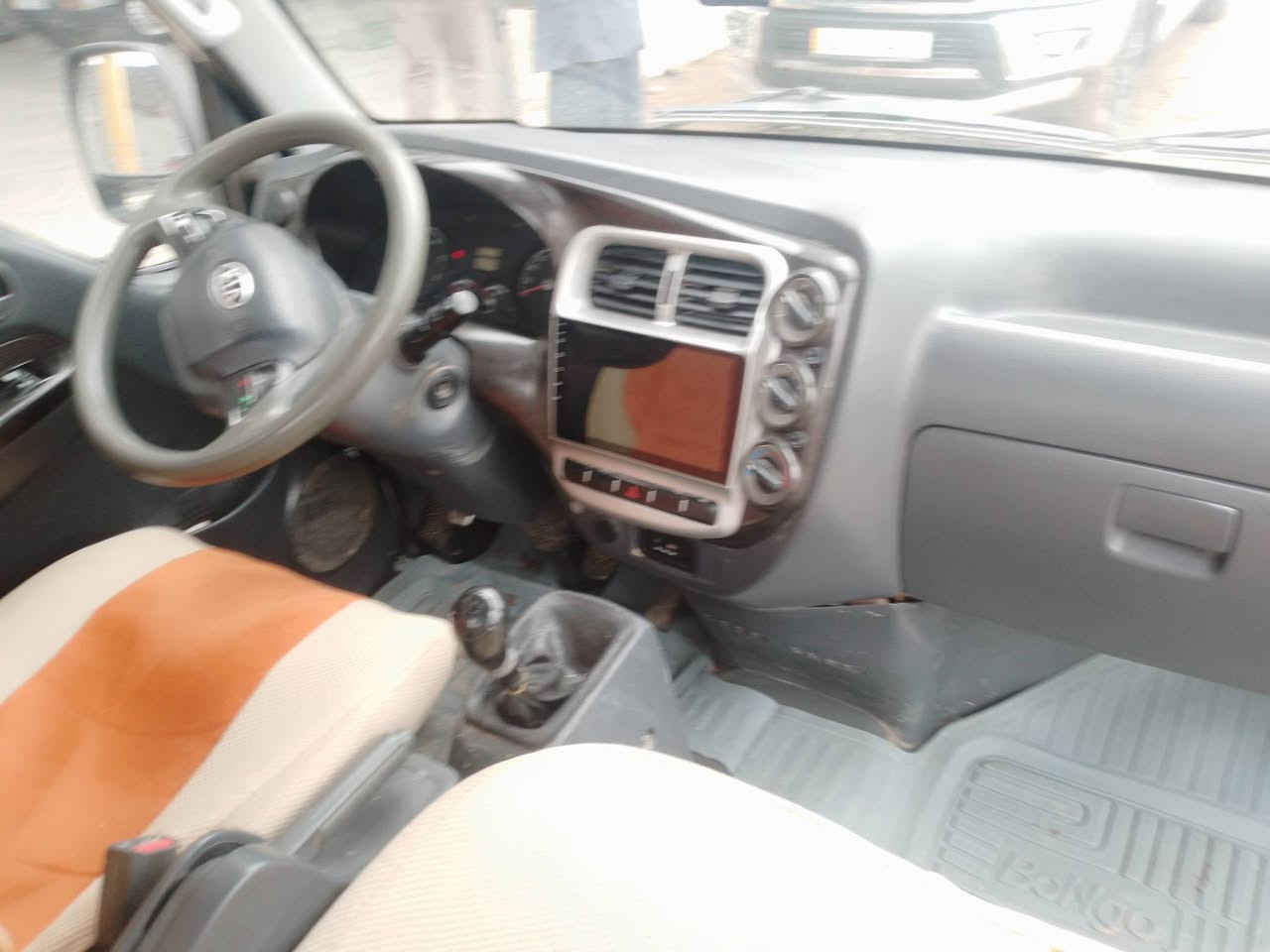 سلام عليكم كيه موديل 13رقم بابل محرك جديد كير جديد مكفولة بيهه باب الخلفي فقط سعر 100مكان بابل جبله 
***********
