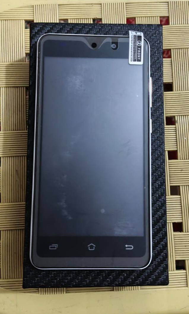 سلام عليك جهاز جديد مامستعمل بعده  كاملات شاحنه وهدفونه( يحتوي عله  خطين ورام) (سعر قيم وخذ العلو) (الديوانيه مايعرف سعره لايكسر بي)


**إذا كنت صاحب هذا الإعلان وتريد حذفه لأي سبب، رجاءا أرسل رسالة إلى الدعم الفني**