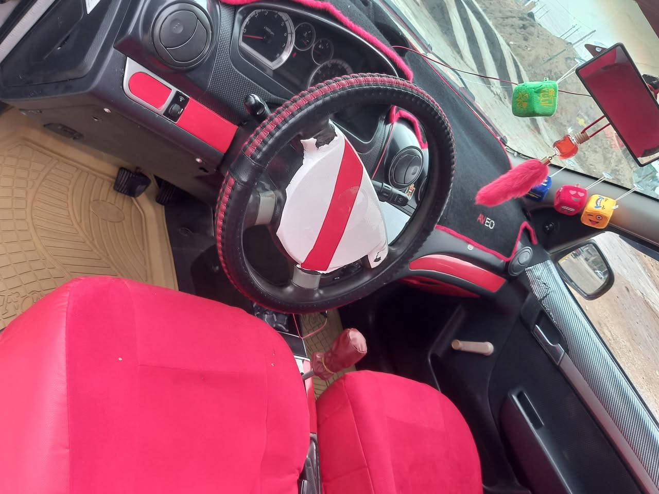 سلام عليكم افيو البيع مديل تسعه محور مكينه وكير ياباني كورله تبريد وتفئه فول السياره نضيفه كدامكم السعر ٤٣ وبيهه مجال بصيط *********** تحياتي الجميع مستعجل عله بيعتهه والياخذهه الف عافيه لحد يكسر بل حلال😘🫡🫡 خواني مكاني سامراء رقمهه الماني 🫴
