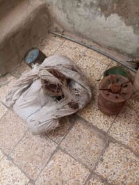كوزانات للبيع العدد 9 كوزانات  شغالات فارغات  التواصل 07775712596 مكان...
