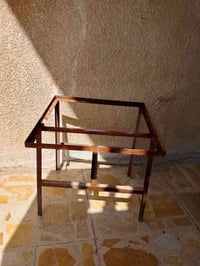 ميز حديد • قطعتين