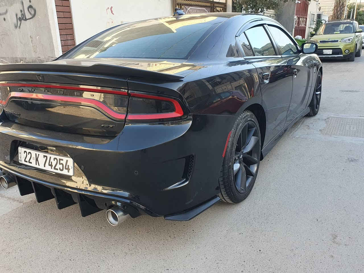 السلام عليكم 🔥😎🔥🔥 بيع مراوس بسياره اقل شنو عندك نزل 
دوج جارجر Gt 2021....

وارد امريكي اصل..حادث،بنيد، سطحي فقط بدون داخل
رقم اربيل ب اسمي
الون اسود ميتاليك
الفئه GT
عداد المسافه 50الف  
مواصفات 🔰
محرك V6  3.6 
فتحه
بصمه تشغيل وابواب 
تشغيل عن بعد 
داخل احمر،
فجوج برومبو بلادي
شاشه كبيره 
كامره خلفيه 
فول تحكم ستيرن 
كش السائق كهرباء 
تبريد قطعتين 
عدسات زينون اصل 
وبعد بيها مواصفات الجي تي معروفه ماحاجه اذكرهن
السعر ٢٣٥ 
ملاحظه السيارة جديده بيع او مراوس،بشي اقل

***********
