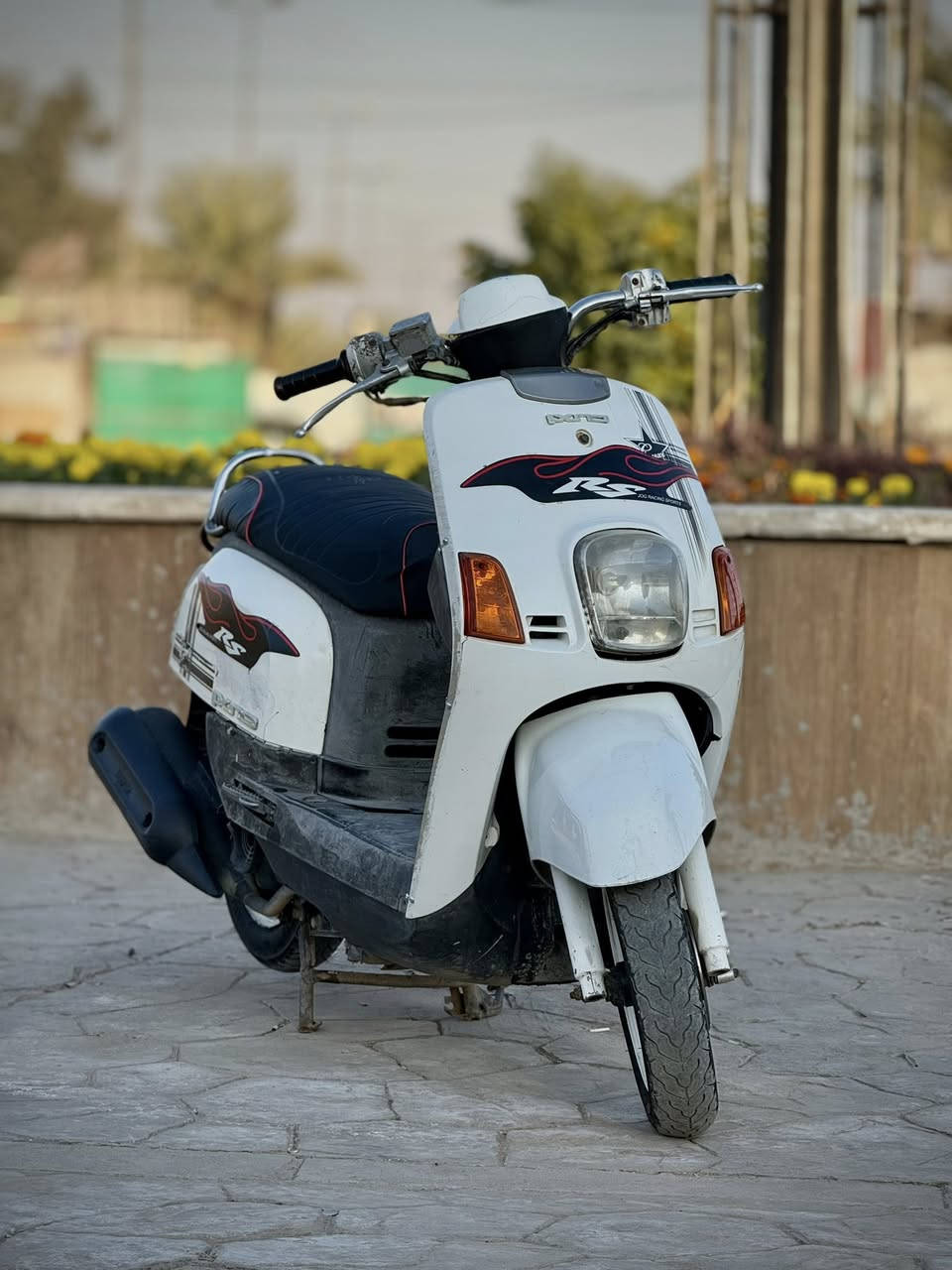 ماكس بوليس نوزل جديد الدراجة خير من لله ومنقصهة برغي نص نكرة بكل وكت كهرباىيات دشبول اشاير كلهة فول مكينة ناعمة كلش شلعة معدل الدراجة كلش حلوة وبل عافية عل ياخذهة مكفولة كفالة عامة من التاير لتاير وترايك وين متريد افحصهة اخذهة جيب اي احد يعجبك وبخدمتكم السعر 650 مكاني بغداد البياع 
***********
