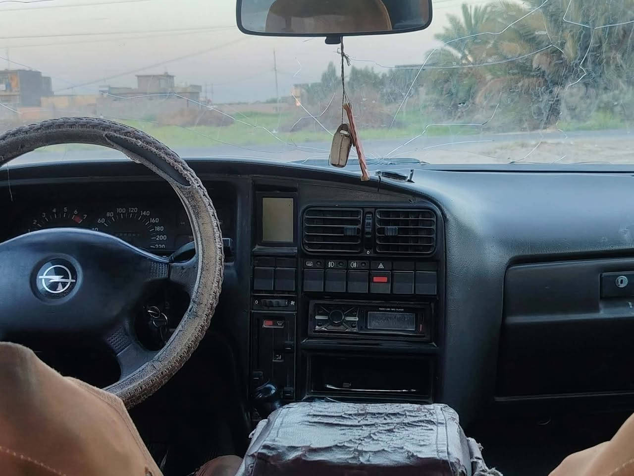 بيع مستعجل
السلام عليكم للبيع اوبل موديل 1990 محرك 2000 كير ومحرك مكفول فتحه كهربائيات كاردن كوبلن كله جديد 
سعر 25 مجال بسيط رقم الانبار انكليزي تحويل ثاني يوم 
مكاني فلوجه نساف..أي أستفسار اتصل ***********
