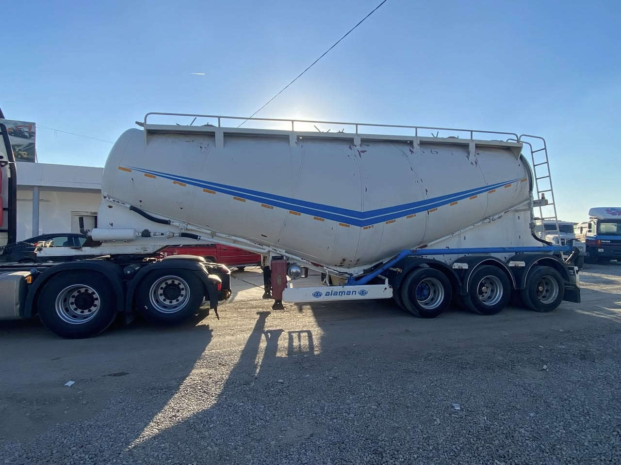 للبيع بطل سايلو 

سايلو 3 قبغات يحمل 45طن  3 دناكير دبل تاير
 
نوع / علمين

السعر /120$

عنوان/ كركوك في معرض رافدين المركزي 
عنوان/ كركوك شارع مطار مقابل جسر حزيران 

***********

***********
