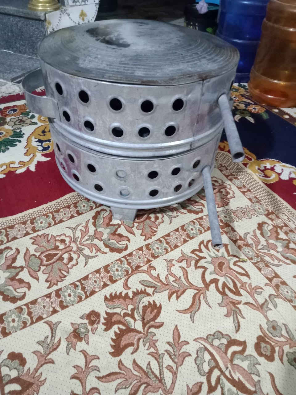 معصرة كهربائية مامستخدمة قليل جدا
ب 50 وبيها مجال 
مثرمة كهربائية مامستخدمة بالكارتونة ب 40 
تنور غازي ب 25 وبي مجال 
عنواني حي أور بغداد


**إذا كنت صاحب هذا الإعلان وتريد حذفه لأي سبب، رجاءا أرسل رسالة إلى الدعم الفني**