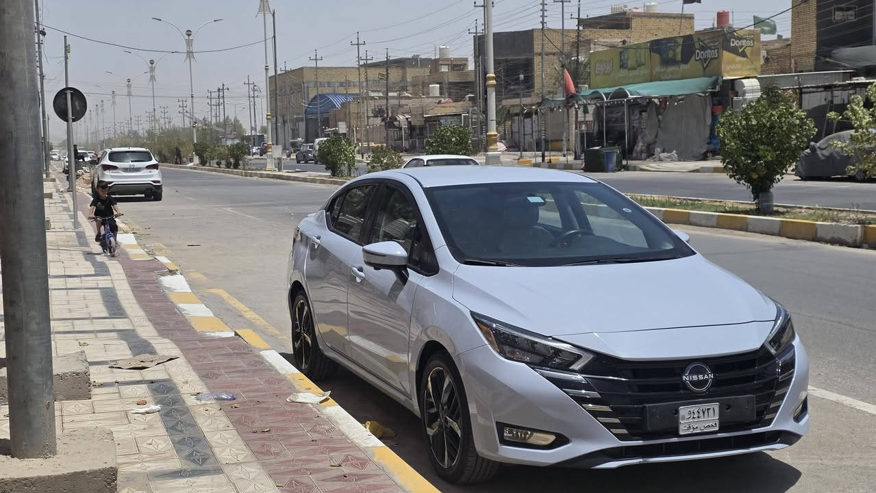 السلام عليكم
نيسان سني خليجي مكسيكي موديل ٢٤ رقم شهداء
سياره فول مواصفات بصمه بيبان وجنطه وتشغيل كامرات٤
ماشيه ٤٥ الف لد نهاري وعدسات لايت ورادار امامي وخلفي
السعر ١٣٥ وبيه مجال رقم***********
