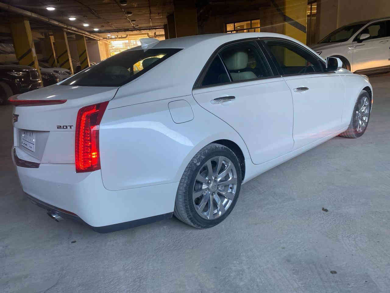 سلام عليكم كاديلاك 2018سياره
مكينه 2000تيربو
حادثه مال امريكه دعاميه وبنيد فقط سياره حلوه وخير من الله حداديه جديدا تخم تاير باتري غرفه بل كارتون 

سياره مال بيت الله شاهد 

*********** 

البياع تقاطع درويش
