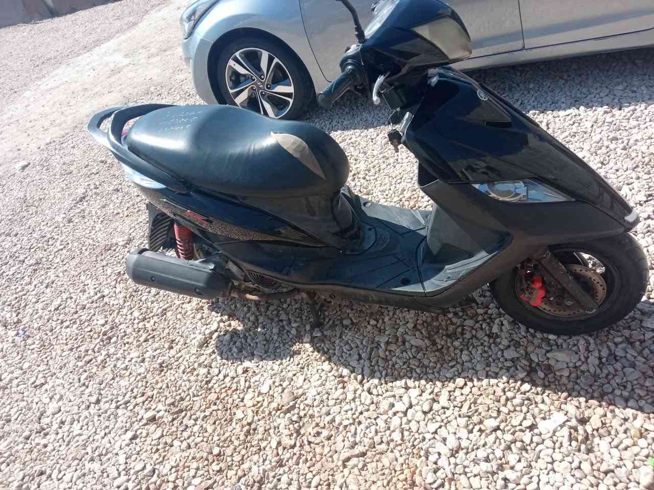 للبيع ماكس GTR السعر 800 العنوان بكرلي ***********
