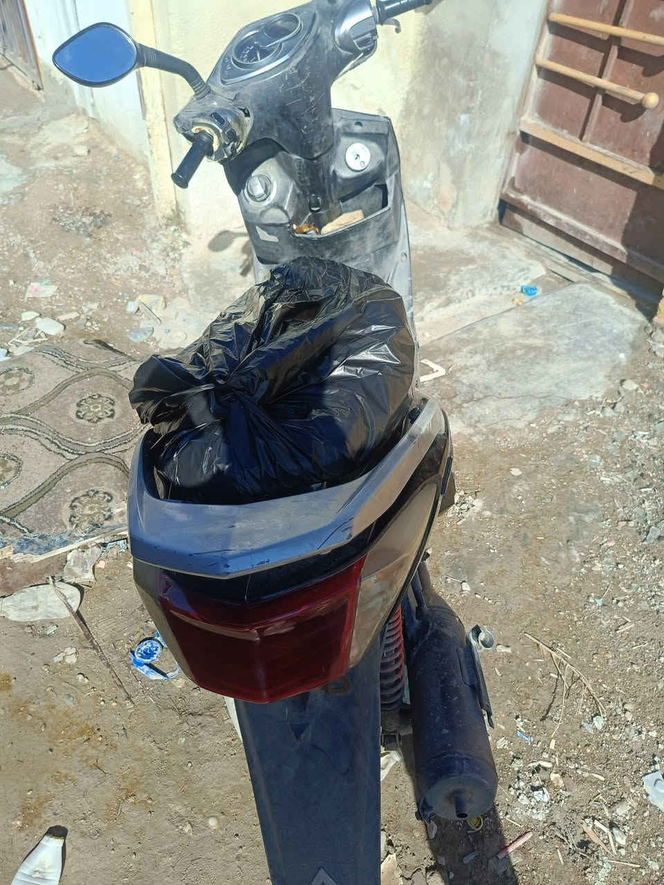 السلام عليكم 
دراجة سكنس للبيع

سكنس فحل قبق نفخ 
وستان كهربائي ماعدا دكمة السلف عطلانه فقط
السعر :600 وبيها مجال 
رقمي :***********
