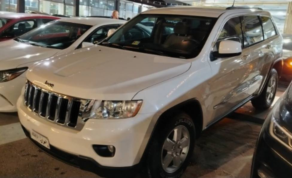 رمضان كريم
جيب لاريدو امريكي موديل 2012
  ماشي 100 مايل حقيقي بلا قطره صبغ
سياره كلين تايتل
  من الدعاميه الي الدعاميه كلها شرط كير محرك شرط مامفتوح سياره جديده
مواصفات
دبل اكسن 4X4 
تشغيل بصمه
ابواب بصمه
 كشن كهرب
  السعر 188 بي مجال قليل مكان السياره دهوك رقم موبايل *********** وتساب دهوك, العراق
