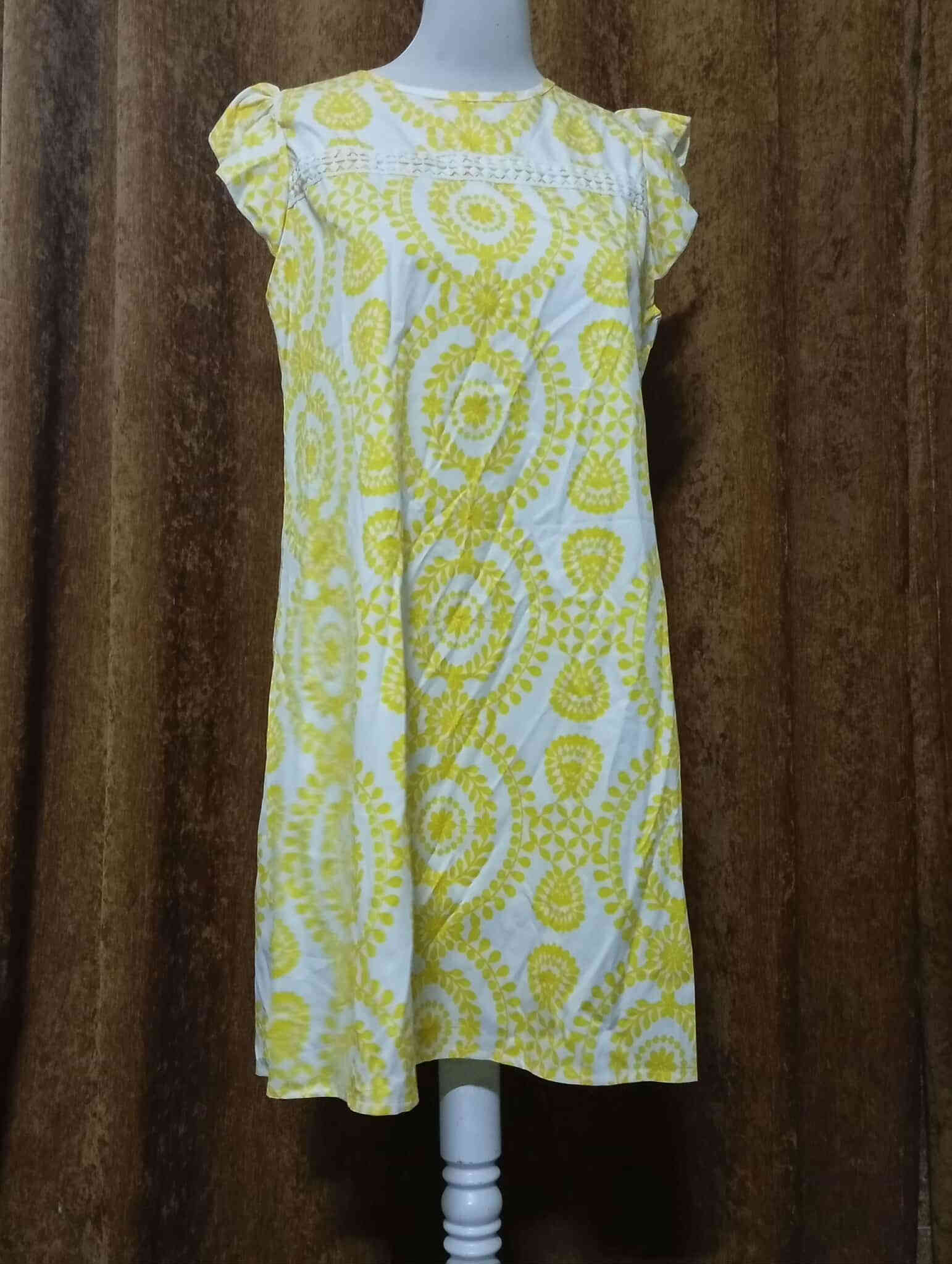 مرحبا بنات هاي ملابس شي ان كله جديد شاهد الله الي تريد تتصل ع رقم *********** اكو خدمة توصيل داخل الديوانيه
