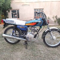 كلك للبيع مكفوله ڱڵـه. جديد السعر🔥🔥 375وبيها مجال قليل 07773940039