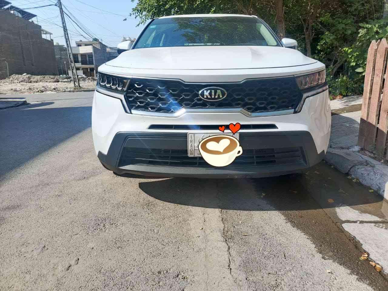 سلام عليكم اخوان بيع سريع سورنتو ٢٠٢١
وارد امريكي ضررهة جدا حلو ايرباكات سليمة 

مثل ماموضح بلصورة جاملغ الخلفي ضررهة بدون كص تصليح تبديل قبق جنطة لاغير 

سعة المحرك ٢٥٠٠ السيارة (٧)راكب 
رقم بغداد رقم صاحب السيارة *********** 

السعر (٢٠٠)سعرهة على ضررهة جدا مناسب بيع سريع
