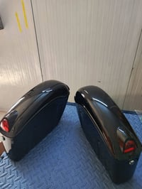 شنط جانبية • سرج • غطاء آيفون