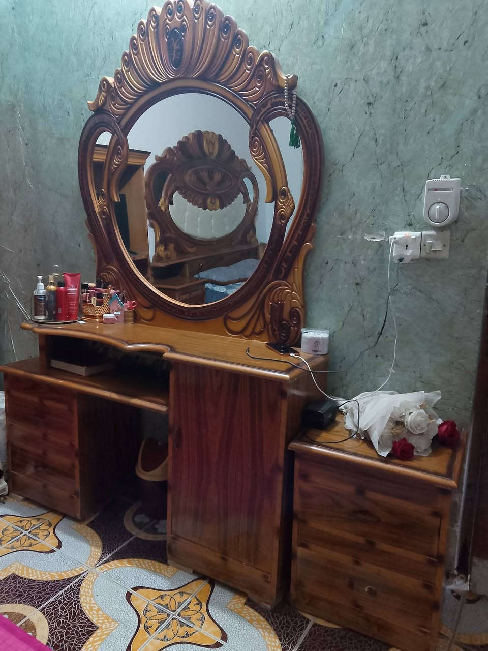 غرفه للبيع نضيفه ومبيهة اي شي بس محتاجه ومستعجله عله بيعهة ومانختلف عل سعر ادمن وافقي


**إذا كنت صاحب هذا الإعلان وتريد حذفه لأي سبب، رجاءا أرسل رسالة إلى الدعم الفني**