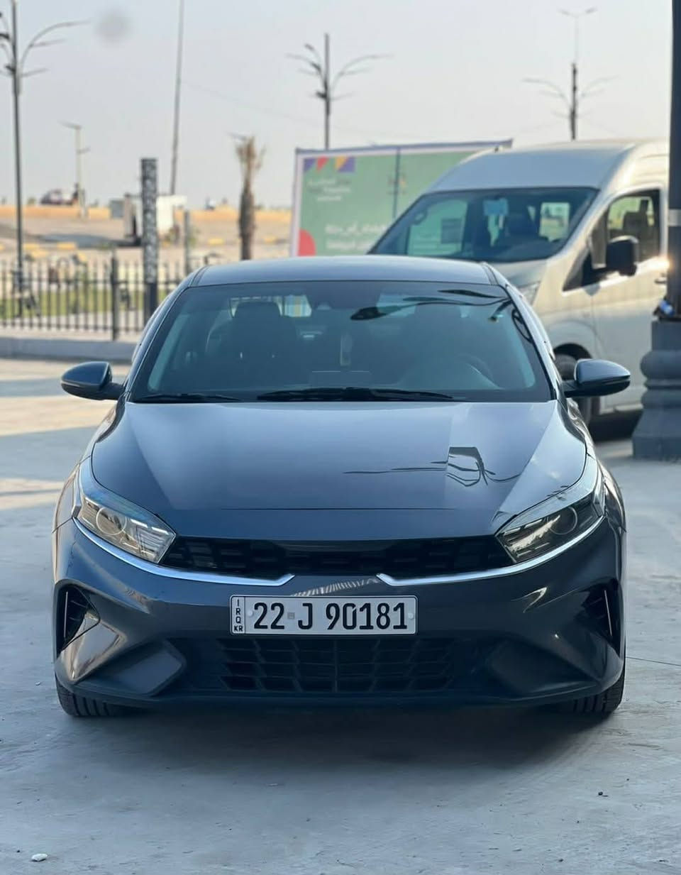 سلام عليكم
للبيع كيا فورتي موديل 2022
رقم اربيل بسمي تحويل ثاني يوم
وارد امريكي بيه البنيد تبديل ومصبوغ وبدون ارباك  بدون دواخل وبيه بل حوض الوره تعديل شي قليل والباقي مكفوله من كلشي من كير ومكينه وحداديه تبريد ثلج سياره جاهزه ماعيزه برغي استعمال بيت فقط صور الحادث بل منشور
موصفات
تحكم ستير 
اشاير بل مري 
رادر تحديد مسار 
ويل كب
محرك 200 دوش المرغوب
شاشه كبيره كامره خلفيه
بلوتوث حاكيه 
مواصفات فورتي معروفه
مكاني بغداد يم القوس
السعر 150 وبيه مجال 
الاستفسار اتصل وبيك خير وتدلل
***********
