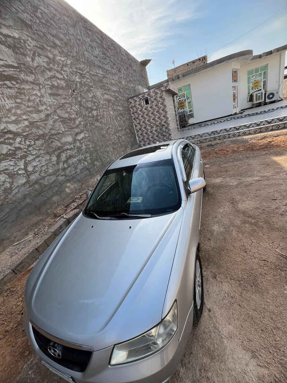 سيارة سوناتا 2008 وارد امريكي فول مواصفات
سيارة كلين بدون ضرر صبغ عام اثر جراد جمالية
محرك 2400 
محرك وكير مكفولات 
تبريد  ثلج 
تخم تاير 
سيارة جاهزة من كلشي  شغل واطلع 
 سنوية صالحة 2029 
مداور ثاني يوم 

السعر 105 وبيها مجال حك الجية 
المكان : الانبار_الرمادي_شارع_17 تموز
 للاستفسار رقم /*********** غير متواجد خاص
