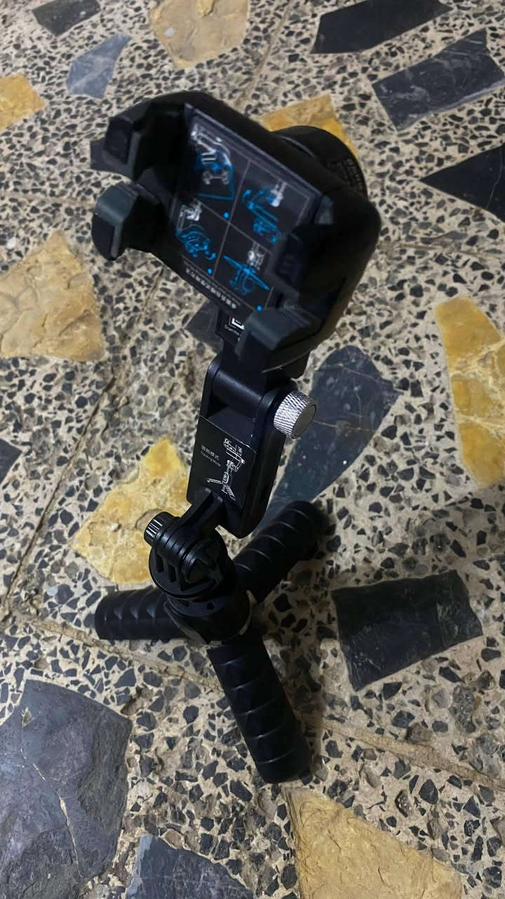 اوزمو + فلاش يصلح لكامرات فلم فوجي نضافه فول ما مستخدم 

1-الاوزمو محور واحد يفتر 360درجه كذالك تكدر تفتح عناصر التحكم وتتحكم عن بعد يتطول وتصغر 

2-الفلاش يصلح لكامرات فلم فوجي جديد ما مستخدم ابد مع كامل ملحقاته  

السعر ثنينهن 50 
وحدهن الاوزمو 30 
الفلاش 20
مكلف با النشر


**إذا كنت صاحب هذا الإعلان وتريد حذفه لأي سبب، رجاءا أرسل رسالة إلى الدعم الفني**