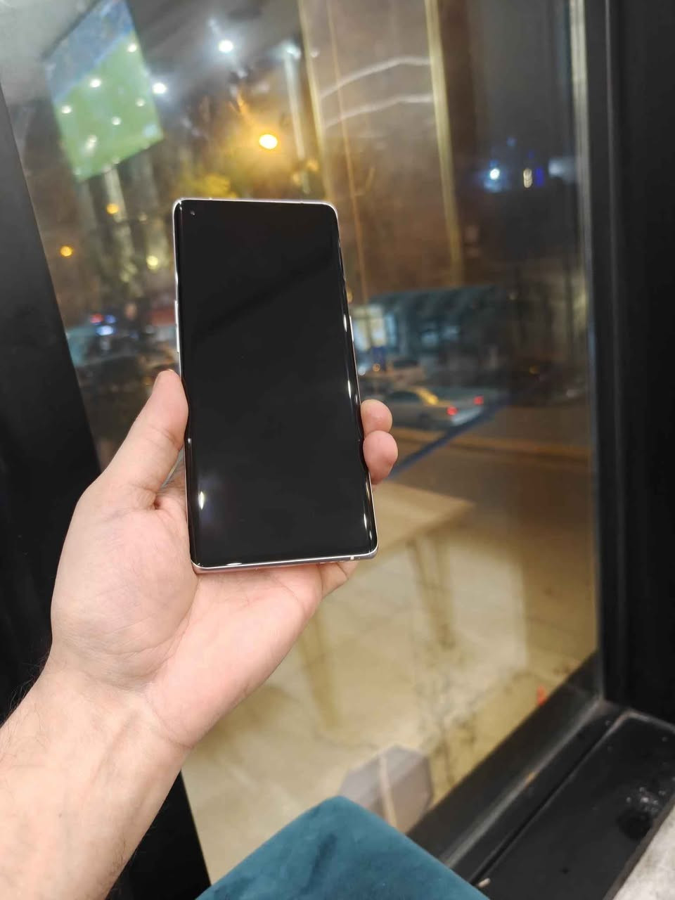 ڕام١٢
هارد٢٥٦
سناپدراگۆن٨٦٥
پۆبجی ٩٠ 

بێ عەیبەو بەزەمان
تەنها پشتی ئەو درزەی هەیە
٢٢٠هەزار
*********** السليمانية, العراق
