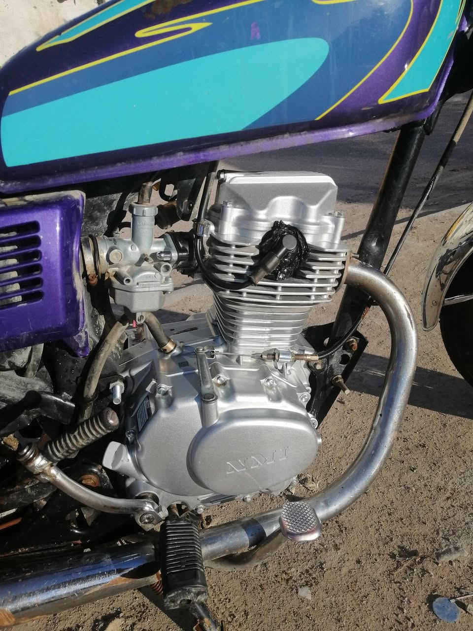 للبيع الشاصي نامه متياز والمكينه شلامجه ++وياها تانكي وصفاحيات جدد الون ع اختيار المشتري +لايت جديد فقط يشدهن *********** المكينه ثاني تبديله الها
