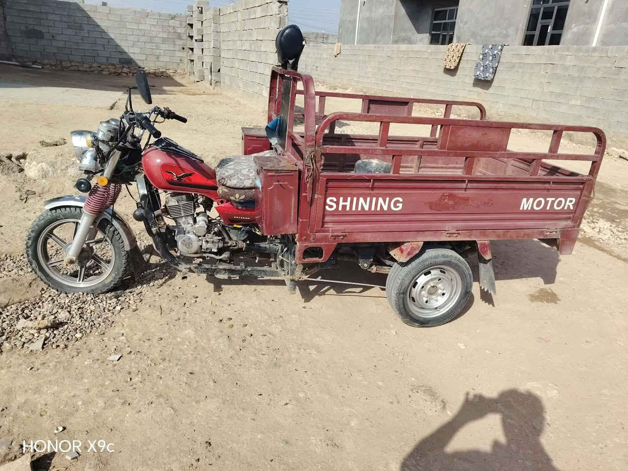 ﷽
سلام عليكم يوجد 

ستوته مرقمه موديل 2019

نضيفه خير من الله تجي تشوف بعينك 

تدلل سعر مليون 650بيه شي قليل حك جيه 

***********مكان ال5 كيلوو
