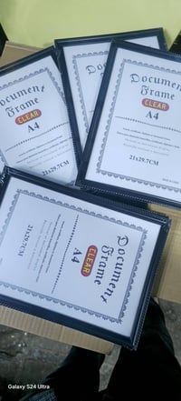 #اطار صور شكل جميل ونازك  حجم A4  والسعر. جدا مناسب  المفرد بالفين  20...