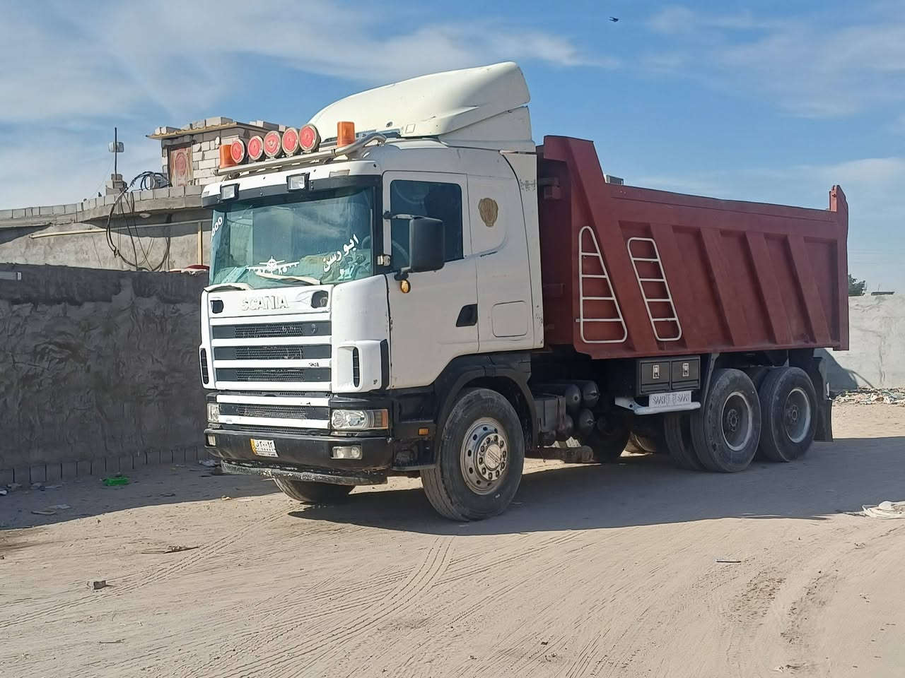 البيع سكانيه موديل 2000 سته انجكتر مجموعه 97 رقم بصره العنوان الناصريه البطحاء ***********
