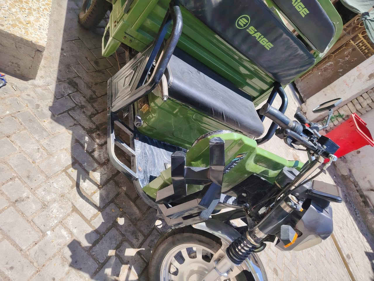 لبيع ستوتة شحن جديدة كلش محتاج اريد بيعة سعرها ٩٠٠ الف بية مجال شراي يخابر ***********
