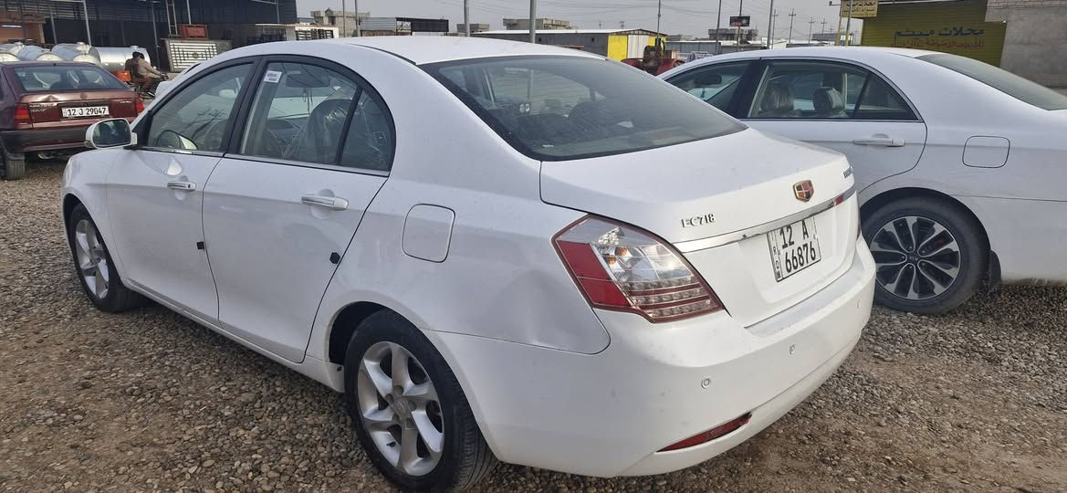 السلام عليكم
امكراند C7 رقم نينوى دولي بأسمي شرط التحويل سيارة جديدة ماشيه ١١١ كلها شغالة السعر ٦٨ ورقه و يرهم مراوس اخذ فرق انطي فرق كلشي يرهم مكان السيارة الموصل ناحية القيارة للإستفسار الاتصال على الرقم التالي ***********
