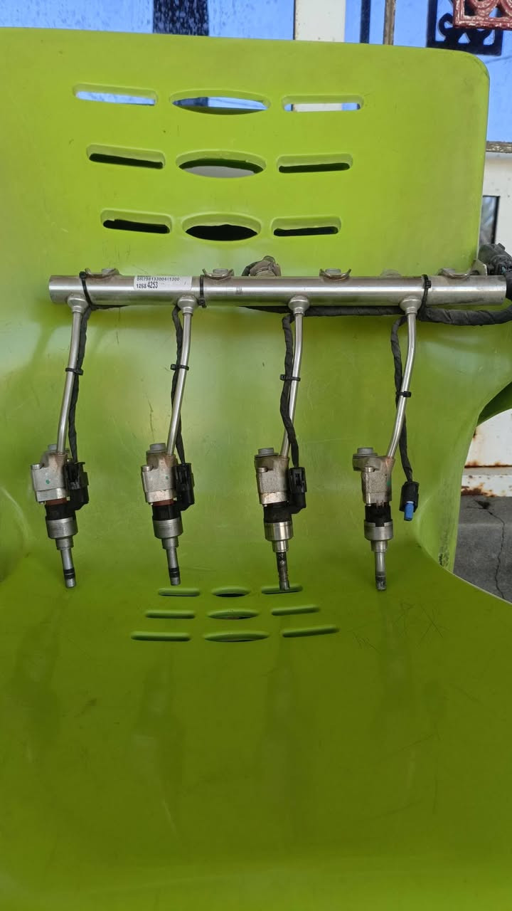 سلام عليكم عندي مصطره نوزلات مال حاويه مال ماليبو ***********
