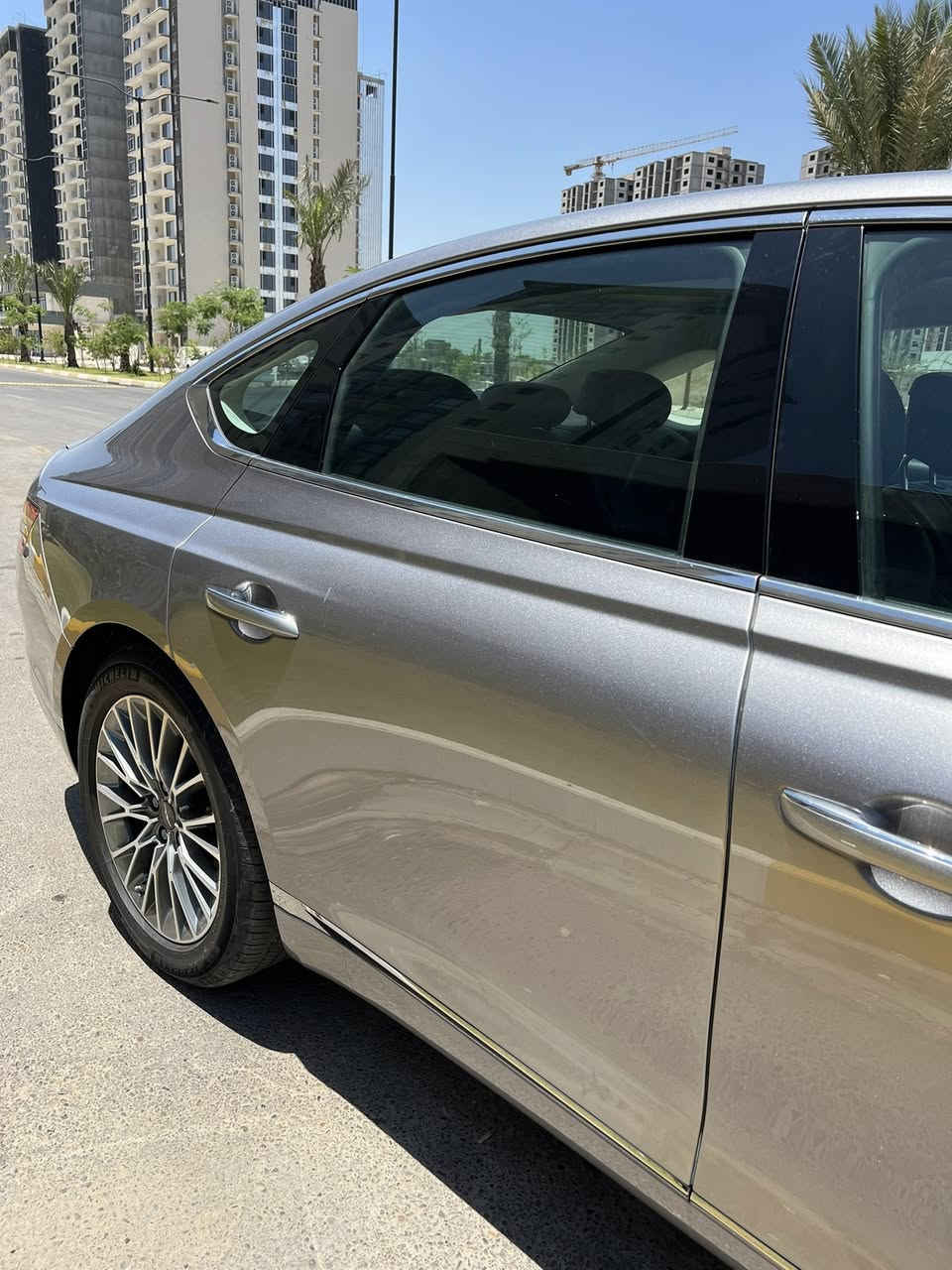 السلام عليكم للبيع فقط
جينسزز G80 موديل 2023 
صور الحادث بالمنشور بچم كبس شركه 
بيها 3 قطع صبغ جاملغ خلفي وبيبان ثنين مبدلات اصليات ومصبوغات 
السياره مرقم بغداد باسمي تحويل مباشر 
جاهزه السياره اي نقص مابيها وجدا نضيفه 
السعر 258 وبيها مجال بسيط 
عنوانها بغداد للاستفسار 
***********
