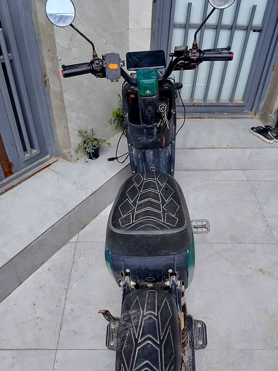 دراجه شحن نضافه فول ما بيها اي نقص بطاريات عدد5جدد بصمه وسويج  للبيع او مراوس بدراجه منغولي  *********** بي واتساب
