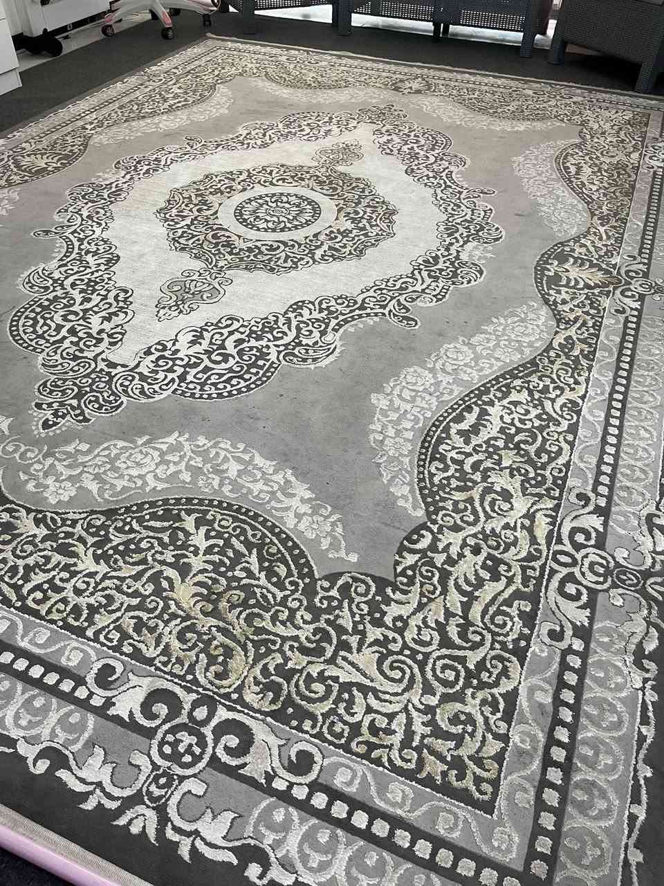 بۆ فرۆشتن لە هەولێر
مافور ٣*٤ توركى ميرينوس ٨٥  هةزار دانةى
جولانه ١٥ هةزار
مايكرو ٥٠ هةزار
بةراد ٥٠ هةزار سةرةكةشى لةگةله


**إذا كنت صاحب هذا الإعلان وتريد حذفه لأي سبب، رجاءا أرسل رسالة إلى الدعم الفني**