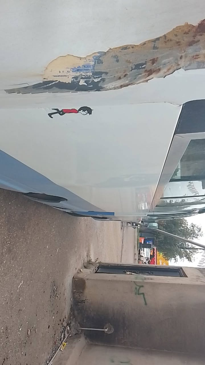 سلام عليكم نيسان للبيع موديل 2002 محرك كرنفال تايرات 4جديد محرك مابي صرف مكانها كركوك تريد وكاله أو تحويل ***********
