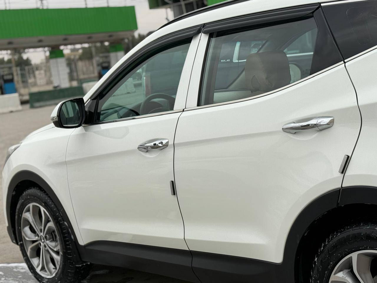 سنتافي 2015 فور ويل كفاله عامه لا ضربه ولاصبغ ولا تبديل سعر 200 وبيه مجال رقم بصره دولي جديد بسمي شراي يتصل ع هاذا الرقم *********** انه مكلف بل نشر
