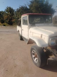 لاندكروز موديل81كير و محرك سته سلندر 3F لبيع  سعر 30وبيه مجال تفصيل رق...